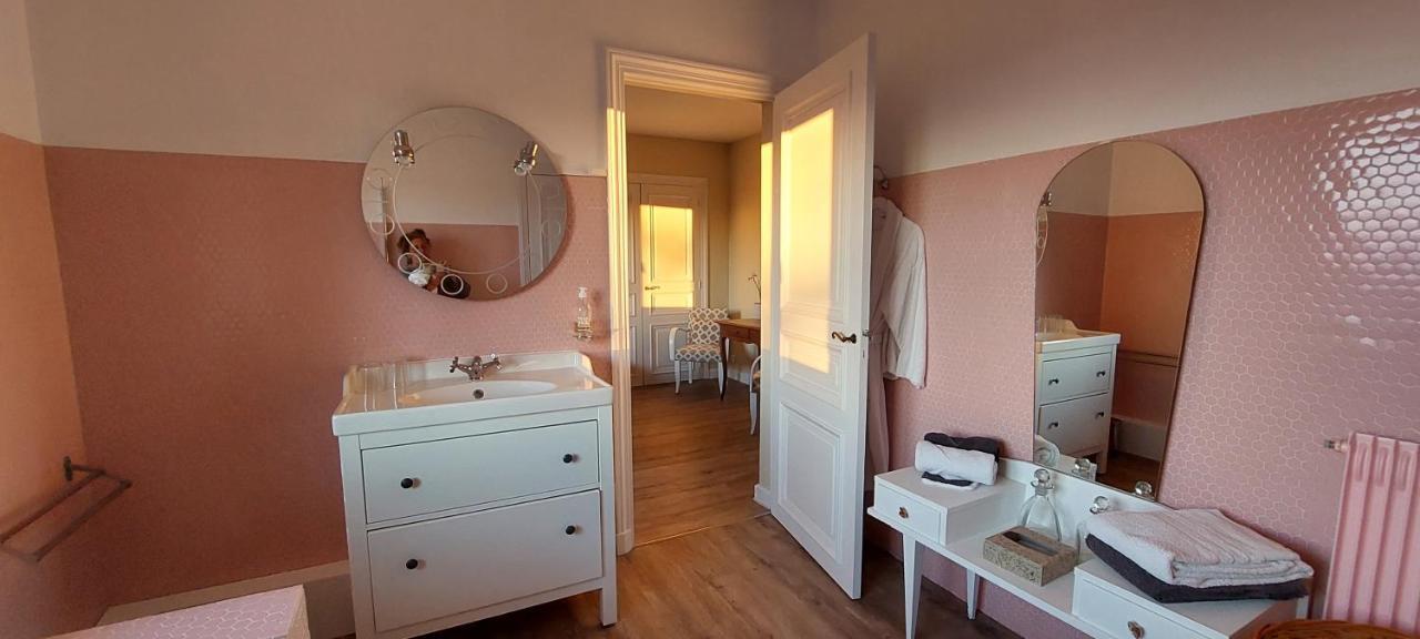 Chambres D'Hotes Le Relais Globe Trotteur Montaigu  Dış mekan fotoğraf